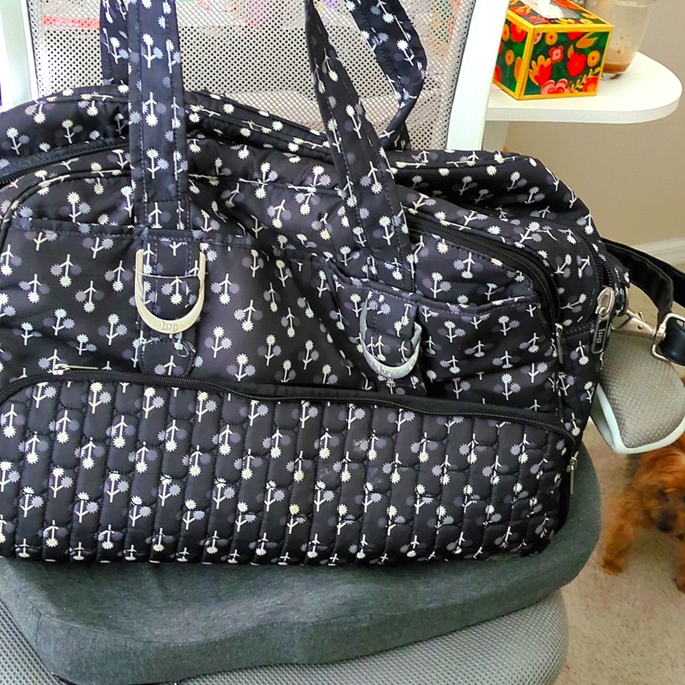 Lug Duffle Bag 20"X16"X12 To 14" Height